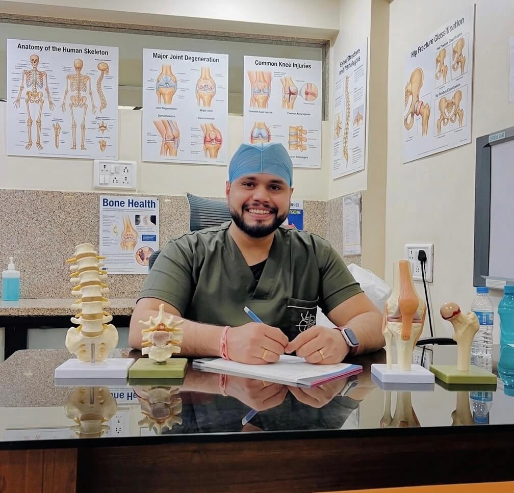 Dr. Arpit Maurya - Expert Orthopedic Surgeon in Indore